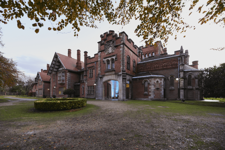 Leioa, Palacio de Artaza